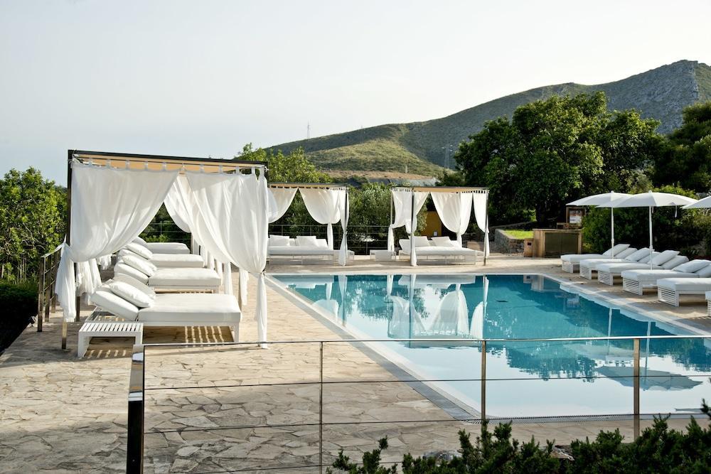 Cases De Son Barbassa & Restaurant Hotel 4*