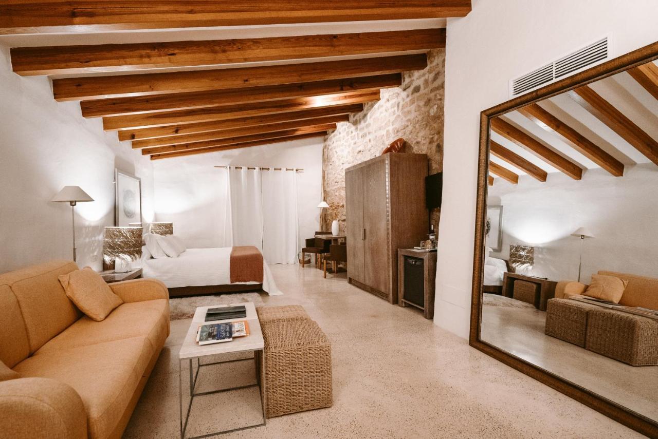 Hotel Cases De Son Barbassa & Restaurant Capdepera (Mallorca)